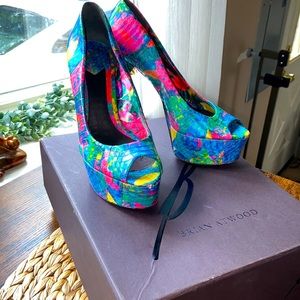 B Brian Atwood multi color platform heels